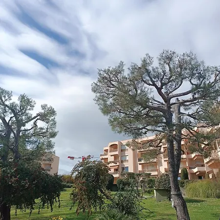 Apartamento La Louisiane #piscine #parking #700m Plages Antibes