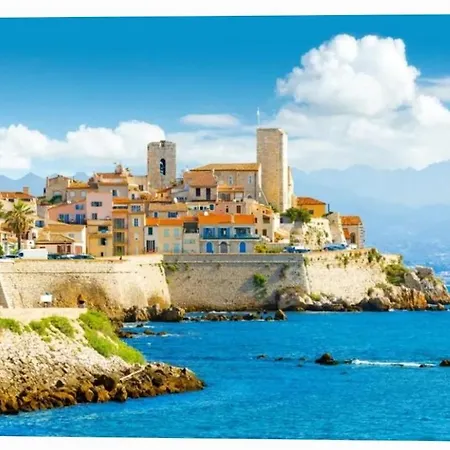 La Louisiane #piscine #parking #700m Plages * Antibes